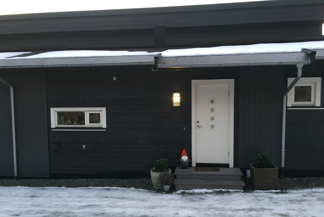 Fukt/Is på utvendig borkledning på nyere bolig (fra 2013/2014) - Skjermbilde 2018-12-28 kl. 09.53.31.png - torlie