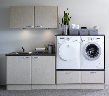 Vaskerom: Ønsker å få vaskemaskin og tørketrommel opp i høyden - NL_web_Duo_Birk_bryggers.jpg - ModernTalking