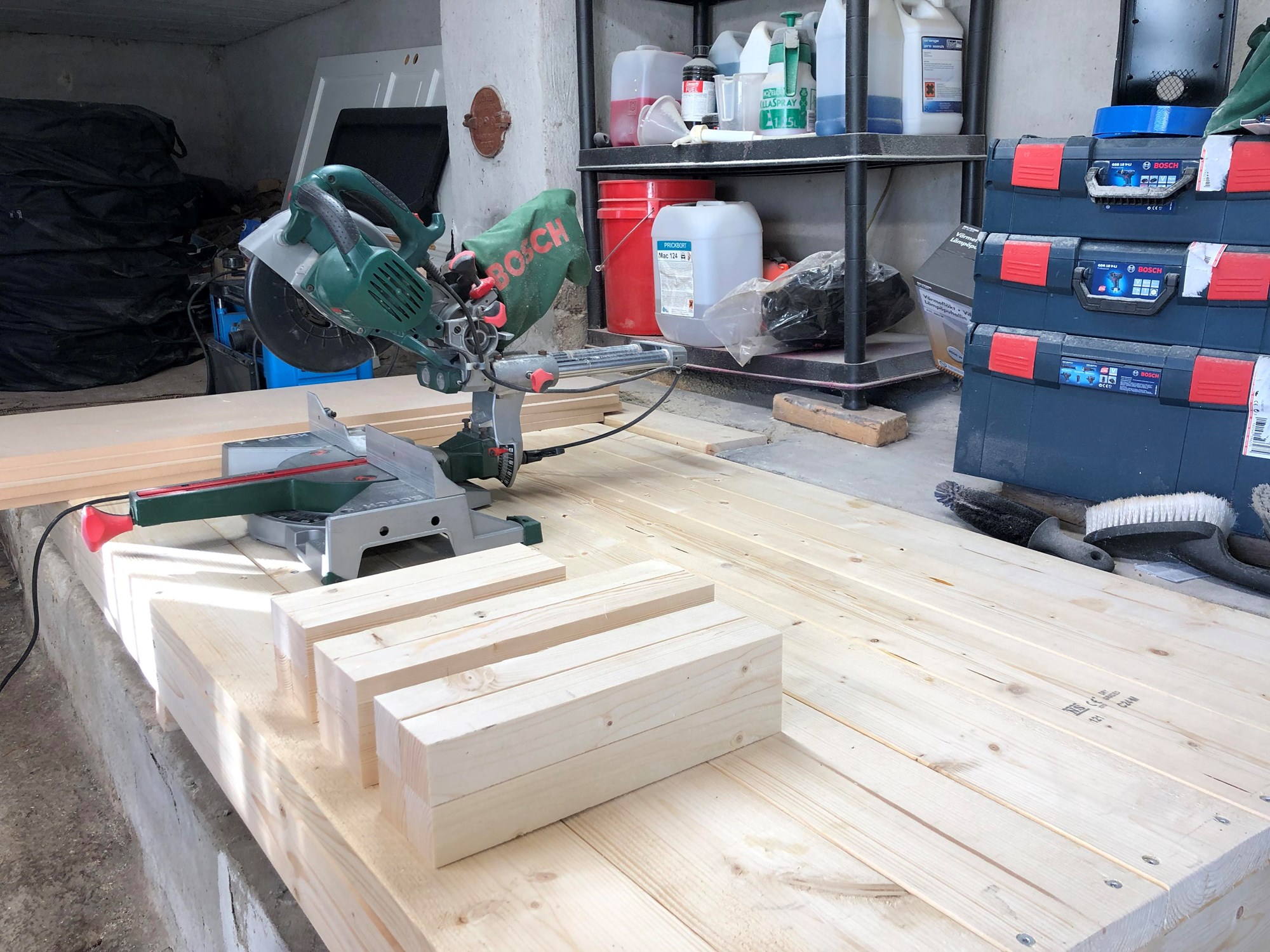 Prosjekt: Følg en amatør som bygger kjellerbenk! - drillbord.JPG - Bjerknez