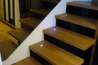 Downlight ved trappetrinn - Eyeleds-in-stairs-wood.jpg.jpg - TSag