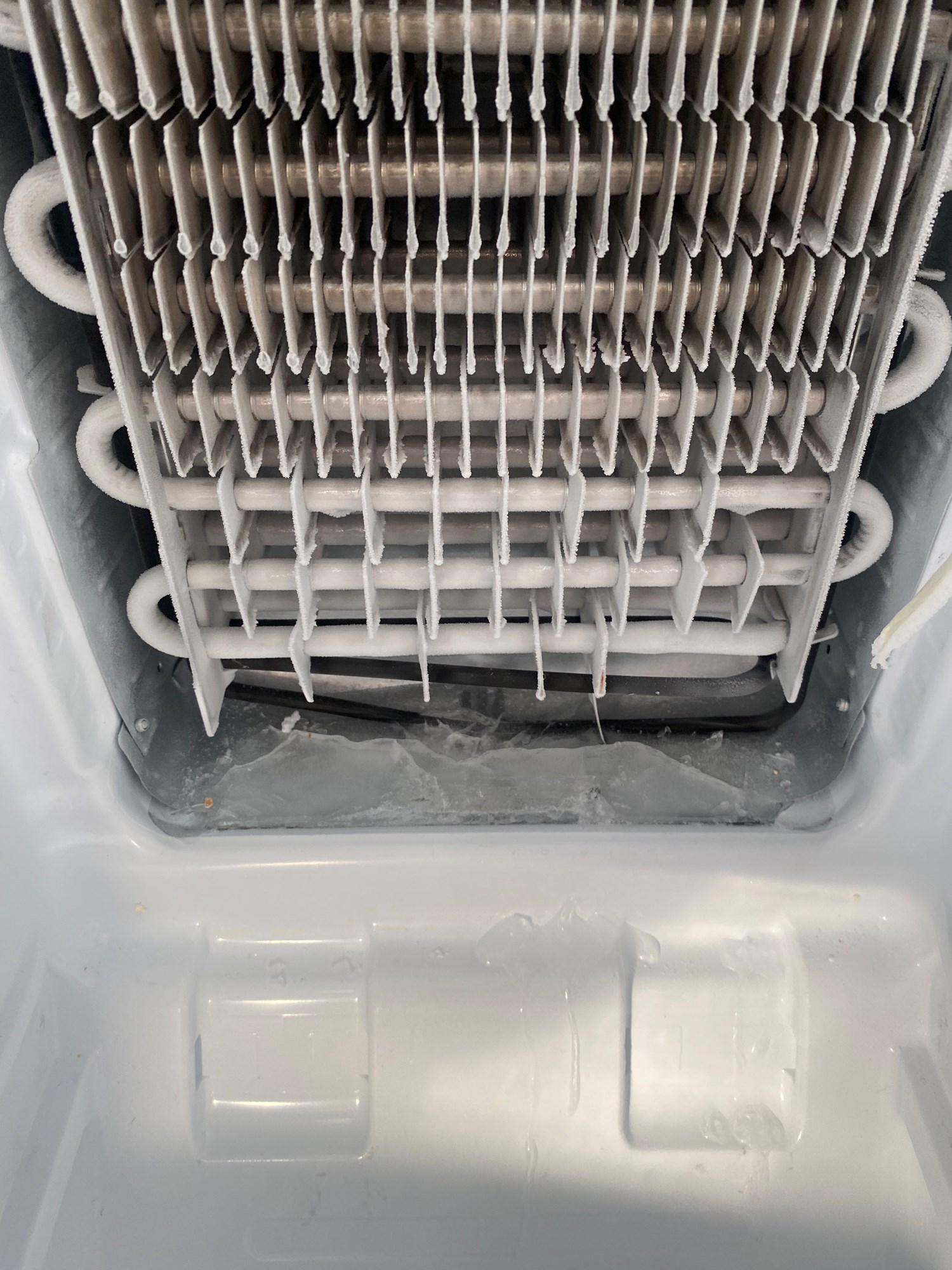 Side by side kjøleskap lekker i fryseren - 0E7391FE-E9E2-4476-932F-B41D5151FF2E.jpeg - Stian_86