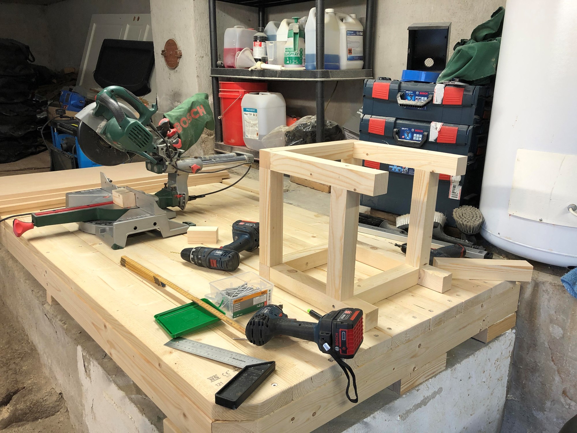 Prosjekt: Følg en amatør som bygger kjellerbenk! - drillbord2.JPG - Bjerknez