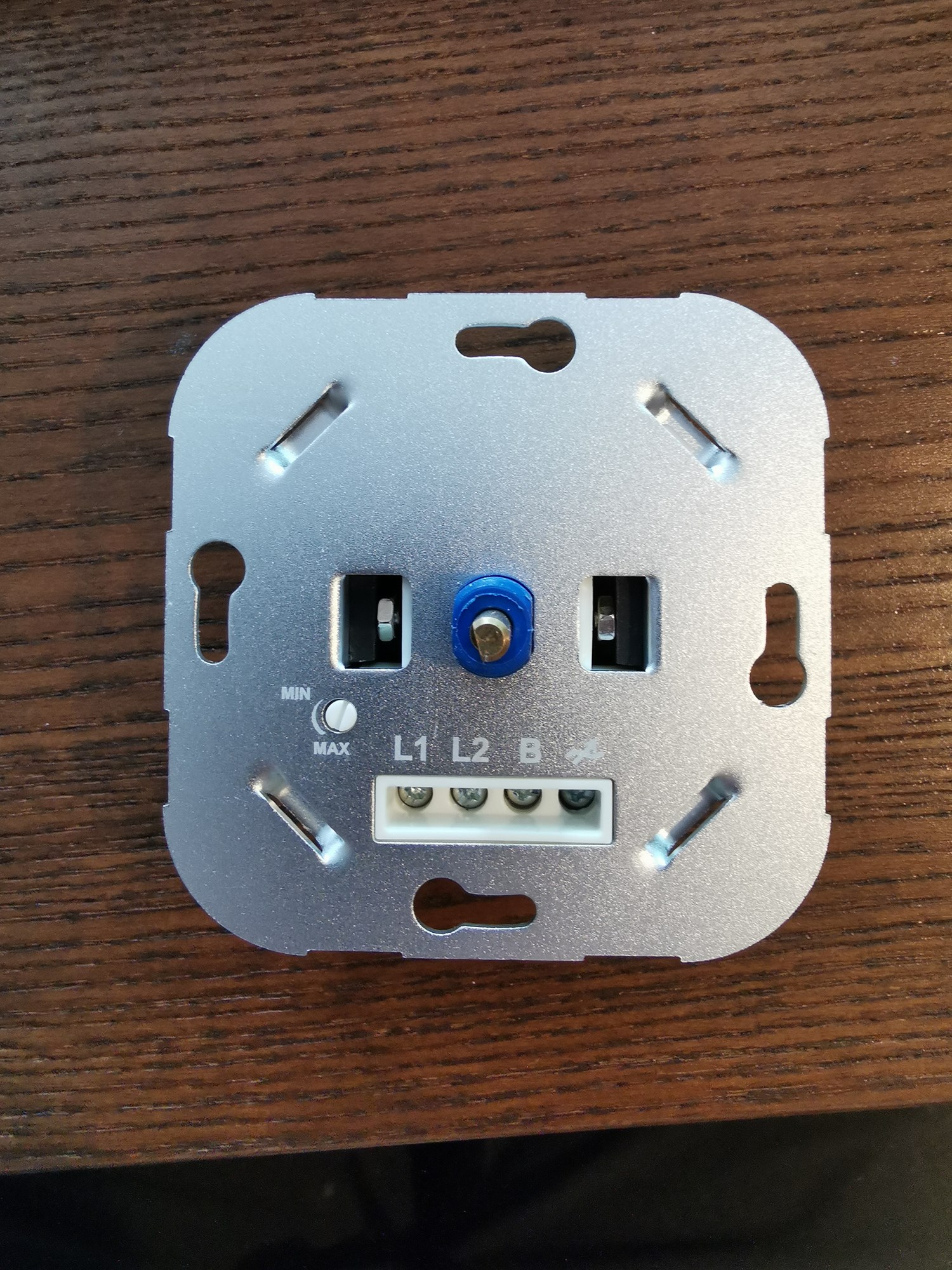 Leddimmer biltema kobling. Jeg skal bytte ut gammel dimmer ny etter