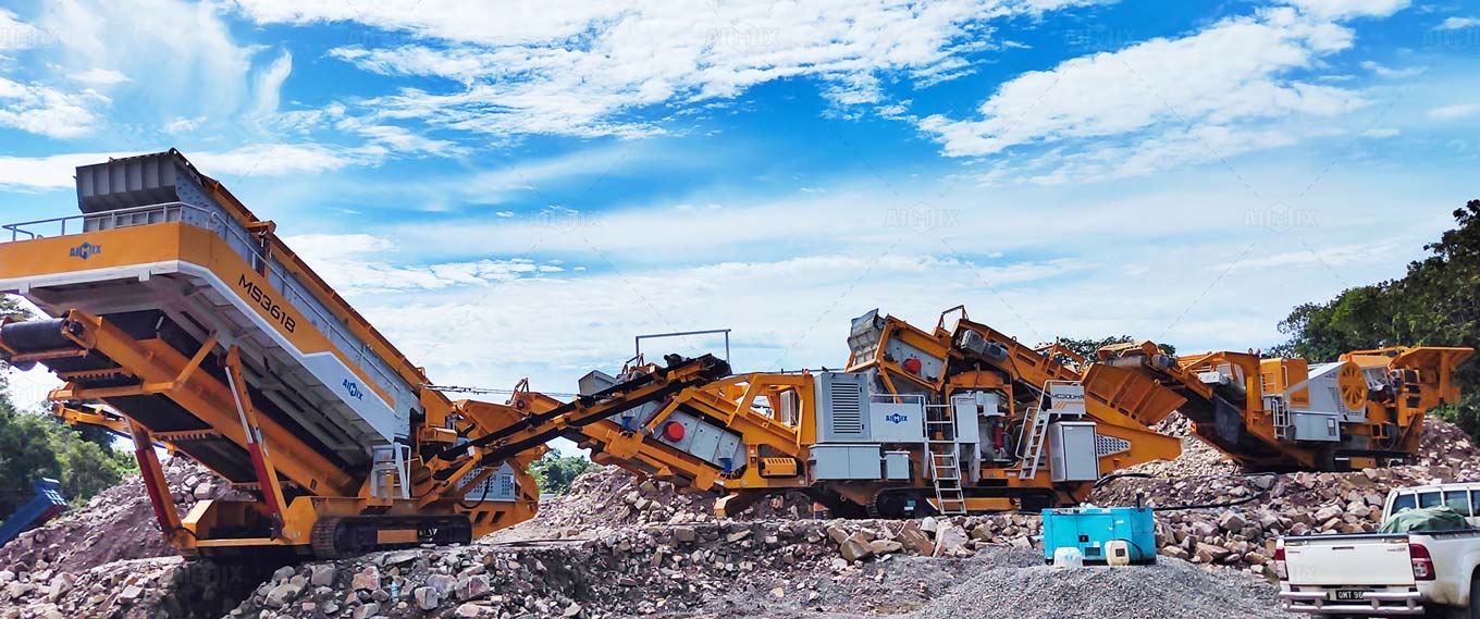 Hvordan realisere den autonome mobilitetsfunksjonen til mobilt knuseverk? - AIMIX crawler mobile crusher working in the quarry.jpg - aimixmachinerychina