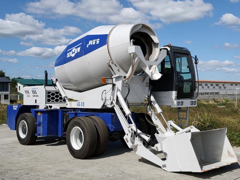 Hva er den anbefalte kapasiteten for en selvlastende betongblander i mellomstore prosjekter i Indonesia? - AS-5.5 Self Loader Mixer Philippines.jpg - crusheraimixglobal