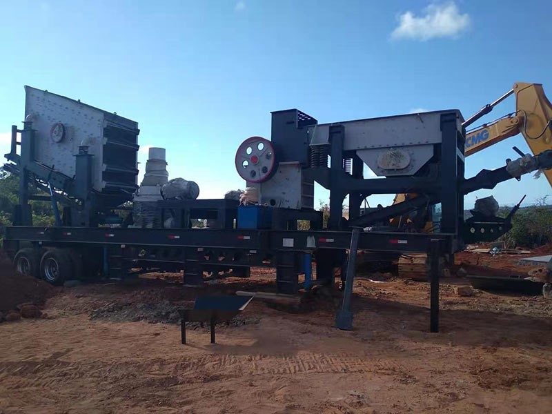 Different Types Of Granite Crushing Machines Available Today - Wheeled Mobile Stone Crusher Plant.jpg - aimixtrituradora