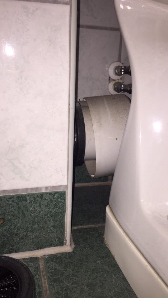 Ekstra sokkel under toalett - hvorfor? - toa2.jpg - cmn90