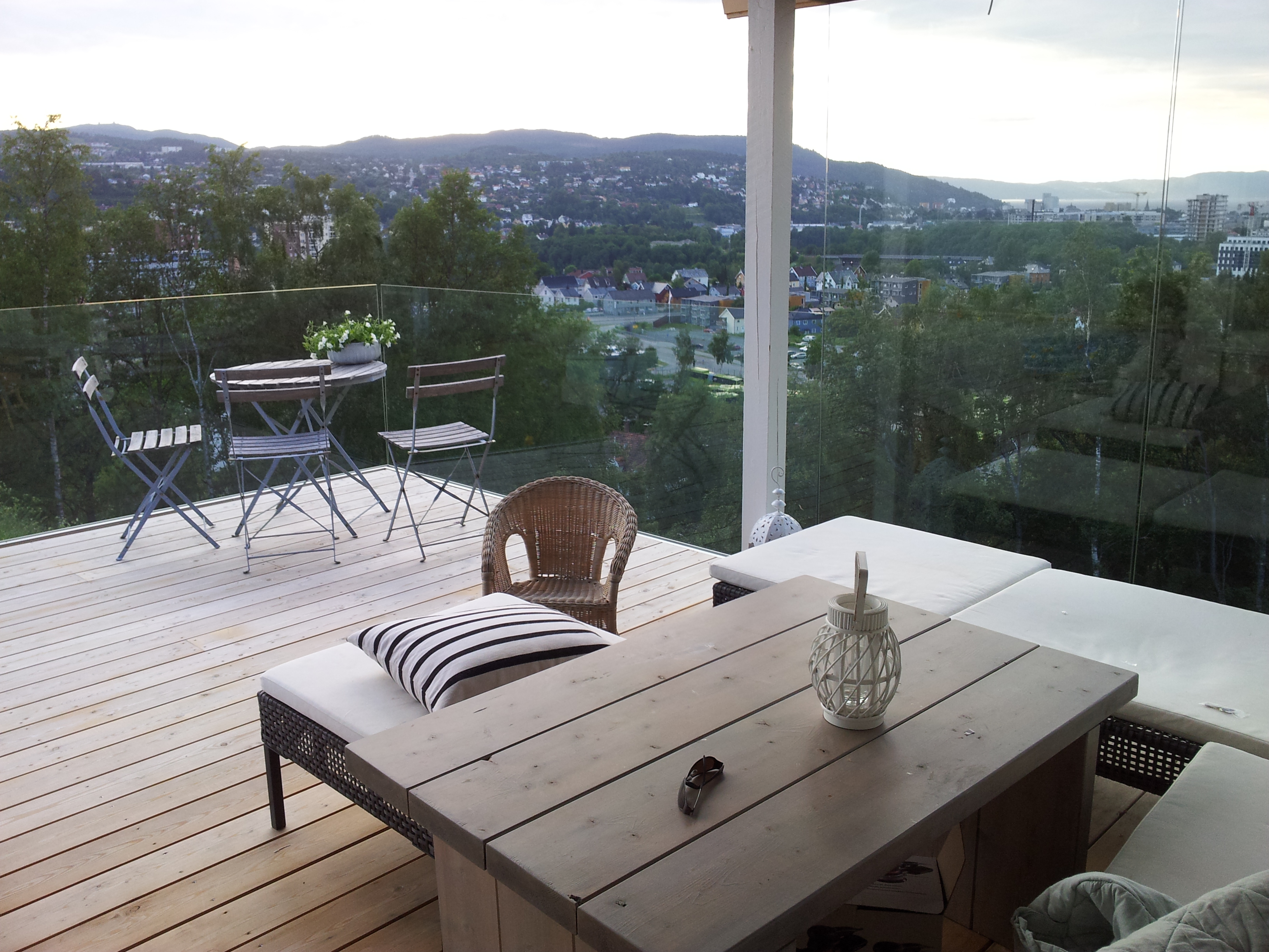 Vis meg din flotte terrasse/veranda - 2012-07-06 20.24.14.jpg - 2rgeir