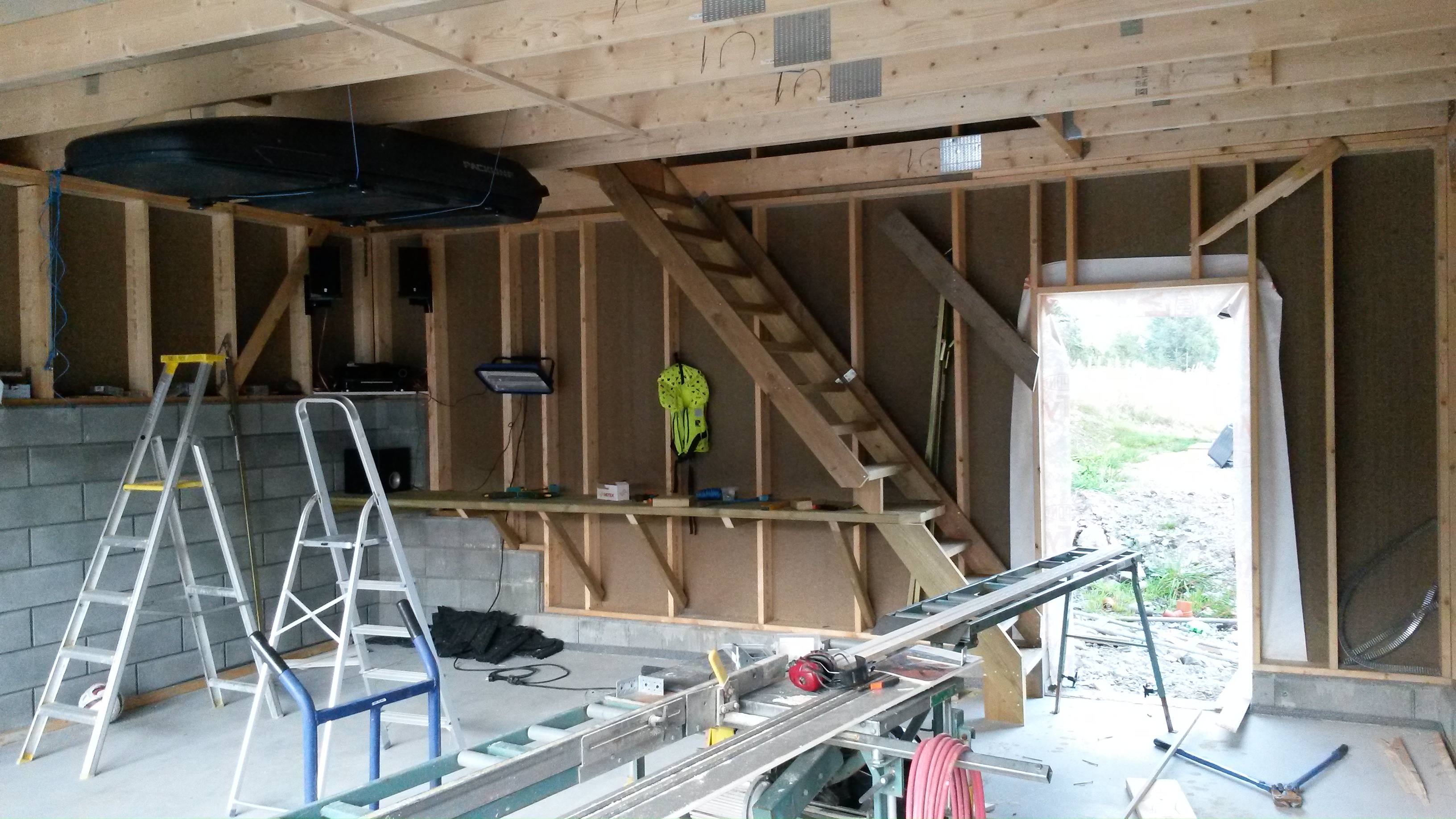FrodeS bygger garasje - 2014-09-17 19.32.59.jpg - Hageselle