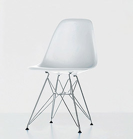 INTERIØRbloggen - Eames_Plastic_Chair_DSR_4[1].jpg - AneS