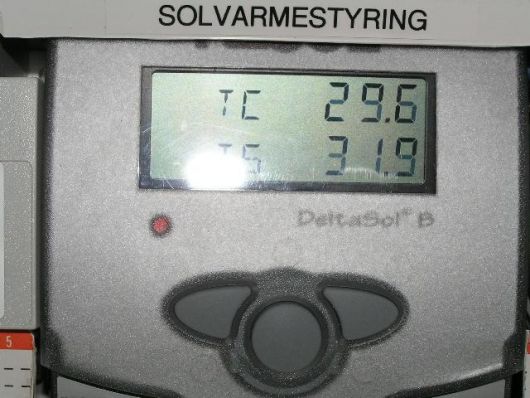 På 4 dager løftet solfangerne temperaturen fra 11 grader til 28 og badeliv! - 121.jpg - Bidda