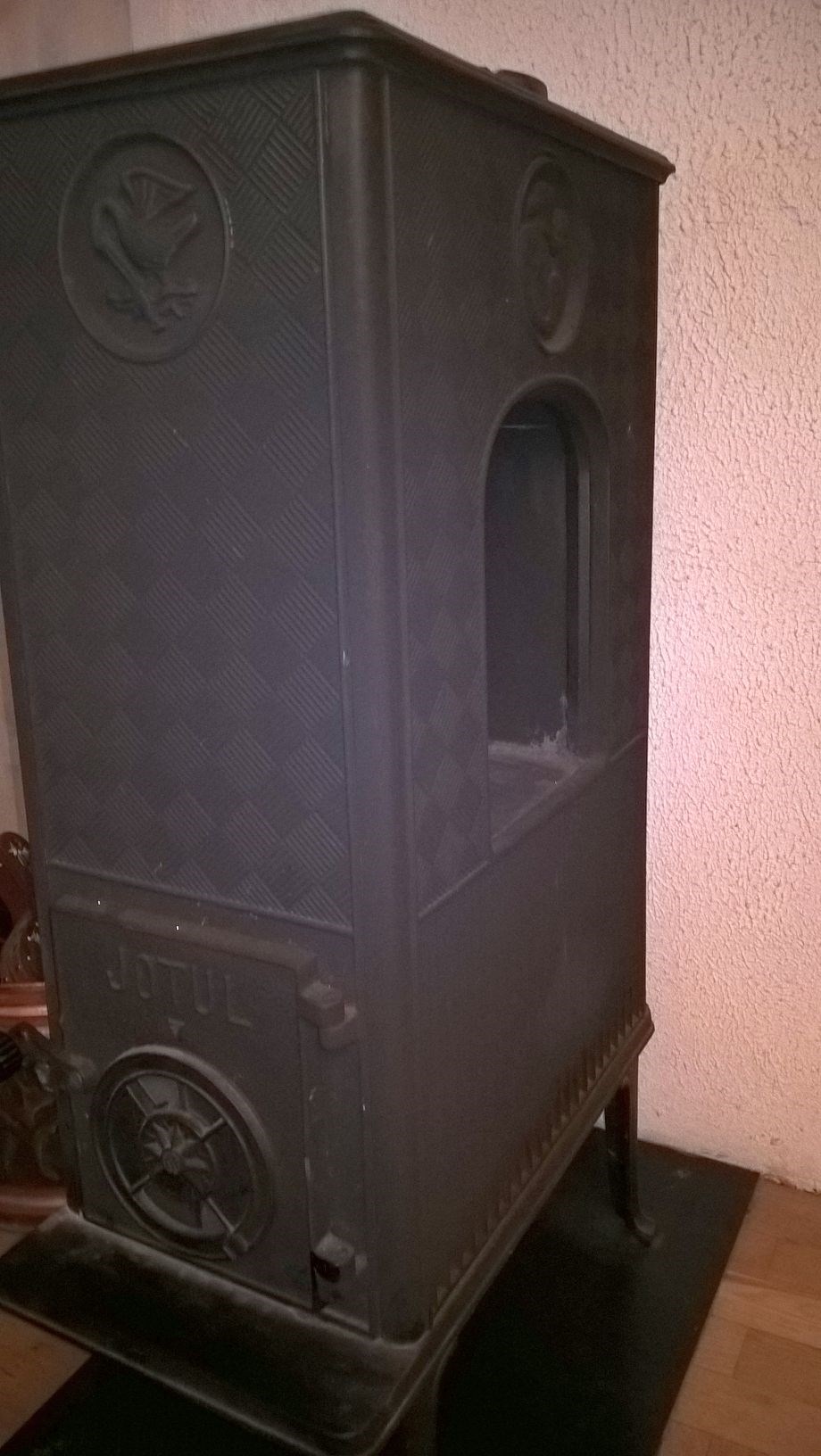 Pakning i luke: Jøtul vedovn - ovn03.jpg - Von Lock