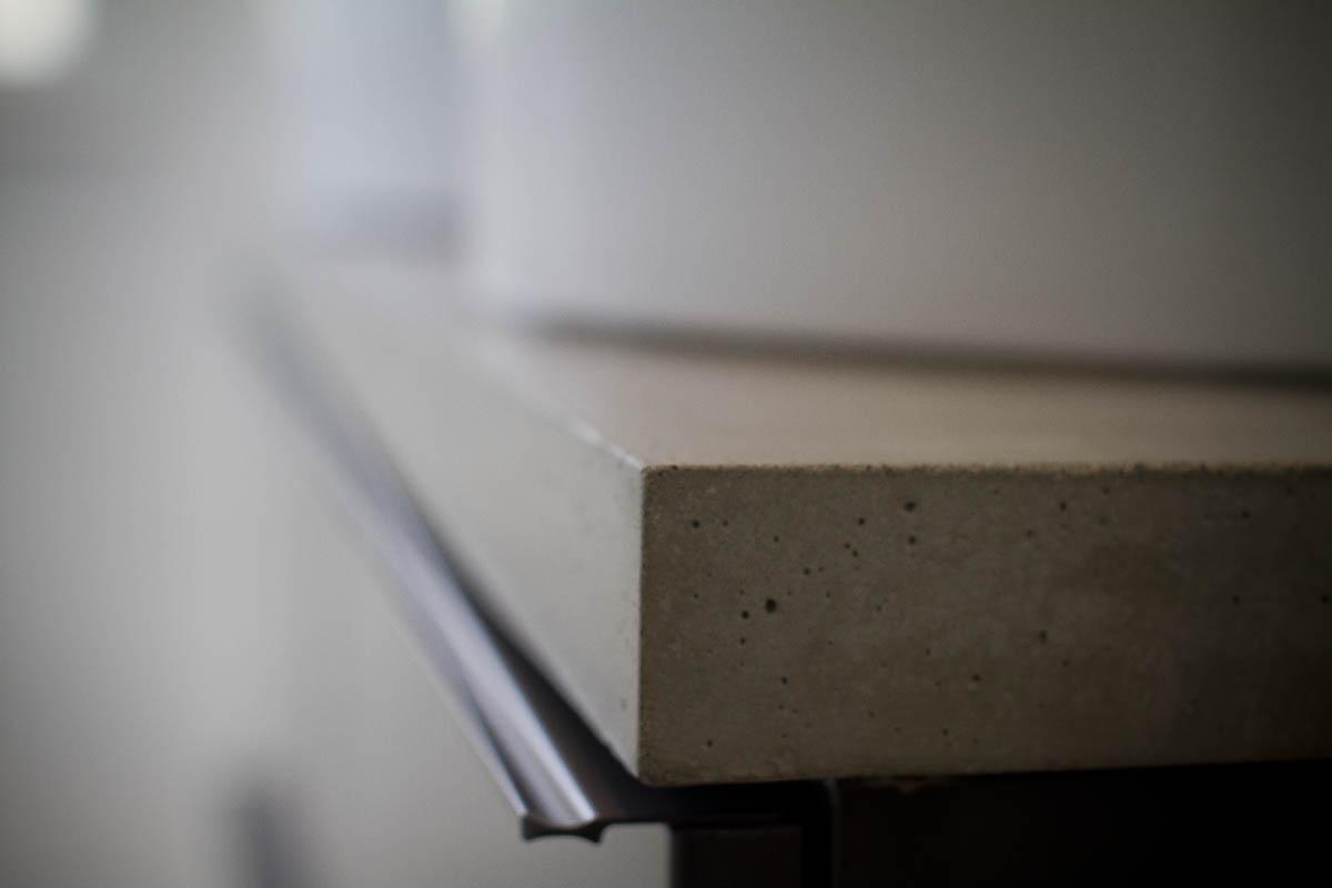 Olechrd: Egenprodusert benkeplate i betong - platen.jpg - olechrd