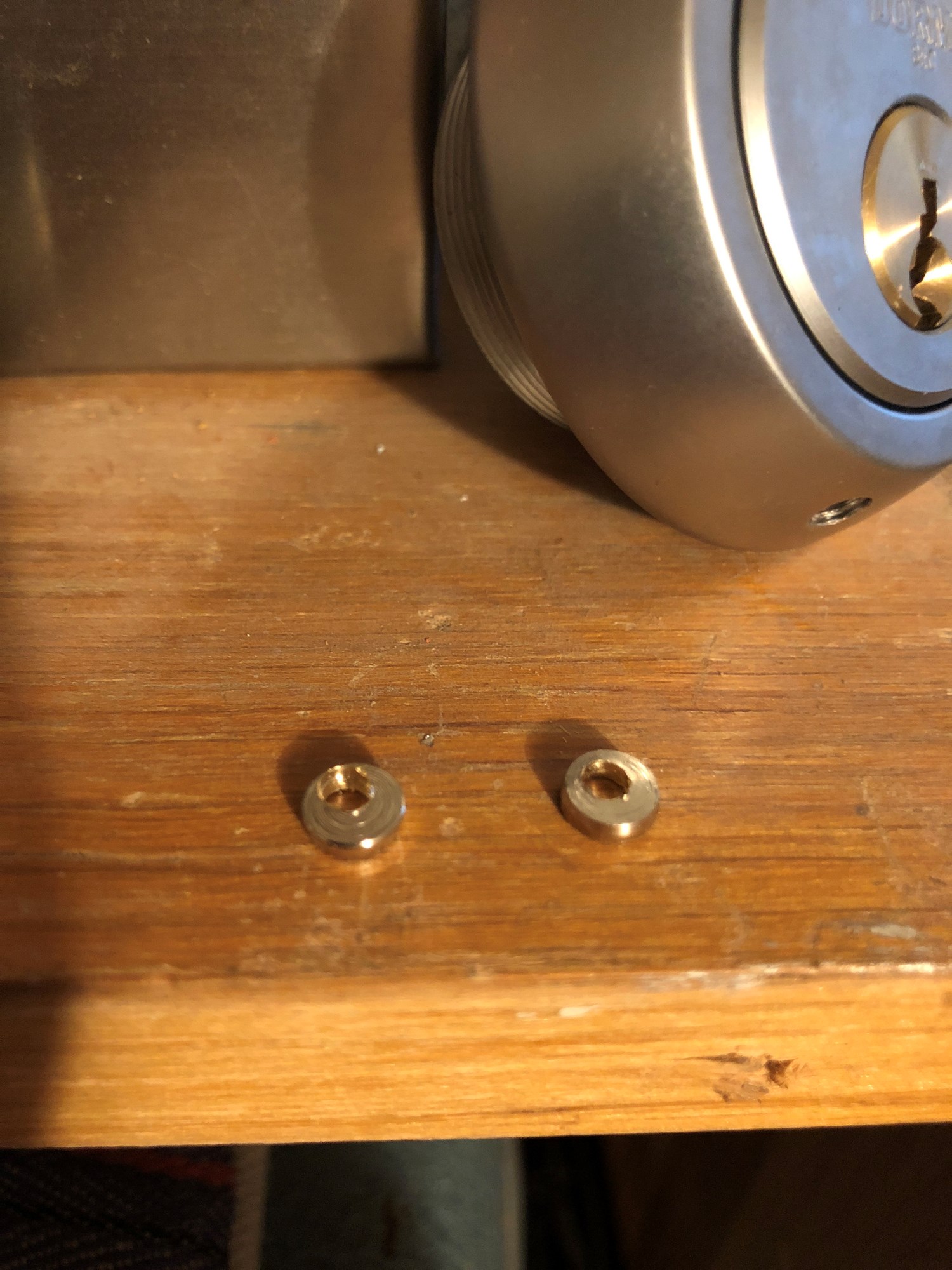 Hvordan demonterer jeg denne låsesylinderen? - image.jpg - JonB