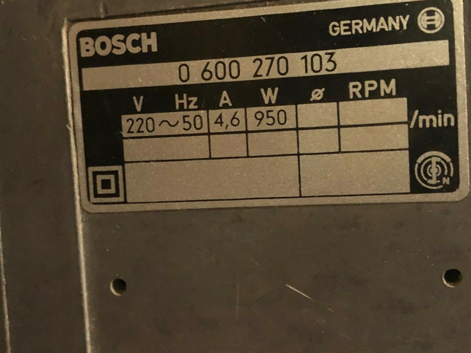 Gammel Bosch båndsliper 0600270103 - Bosch-Professional-Blau-Bandschleifer-GBS-0-600-_57.jpg - Johnpd