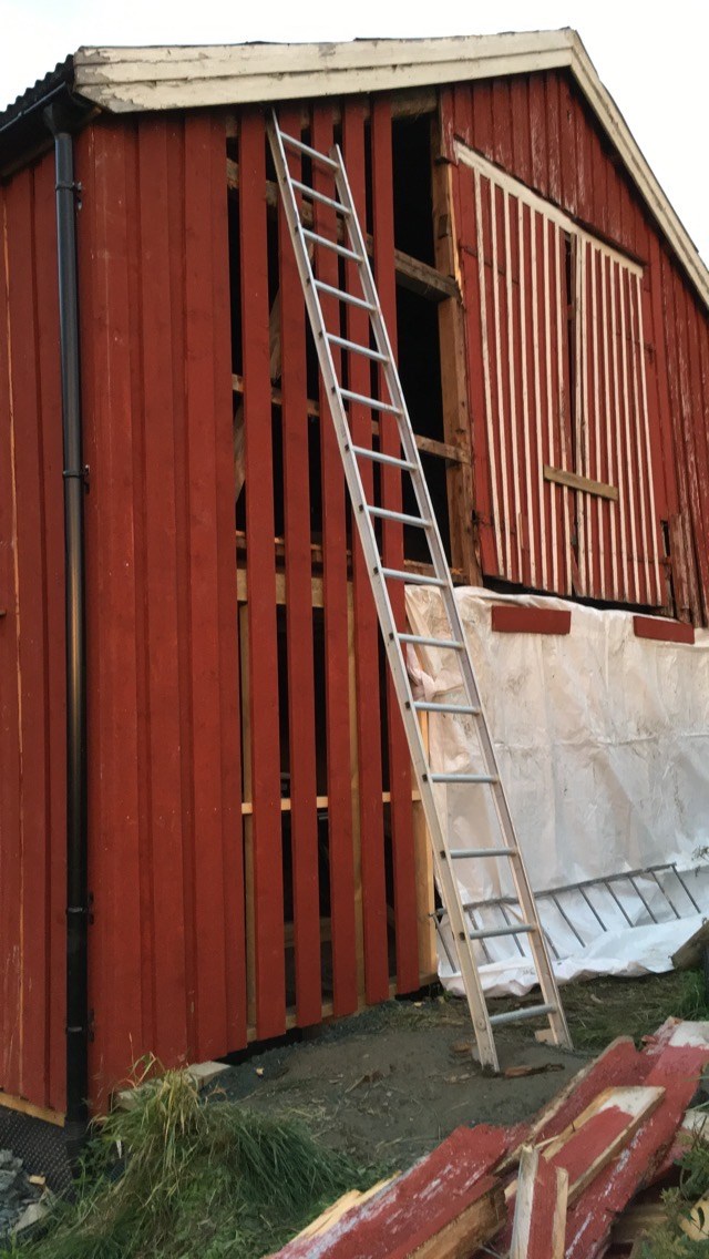 Renovering av gammel låve -  - allarsen