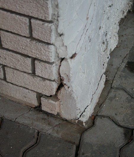 Skader på betongdrager - hus 015.jpg - Storfe