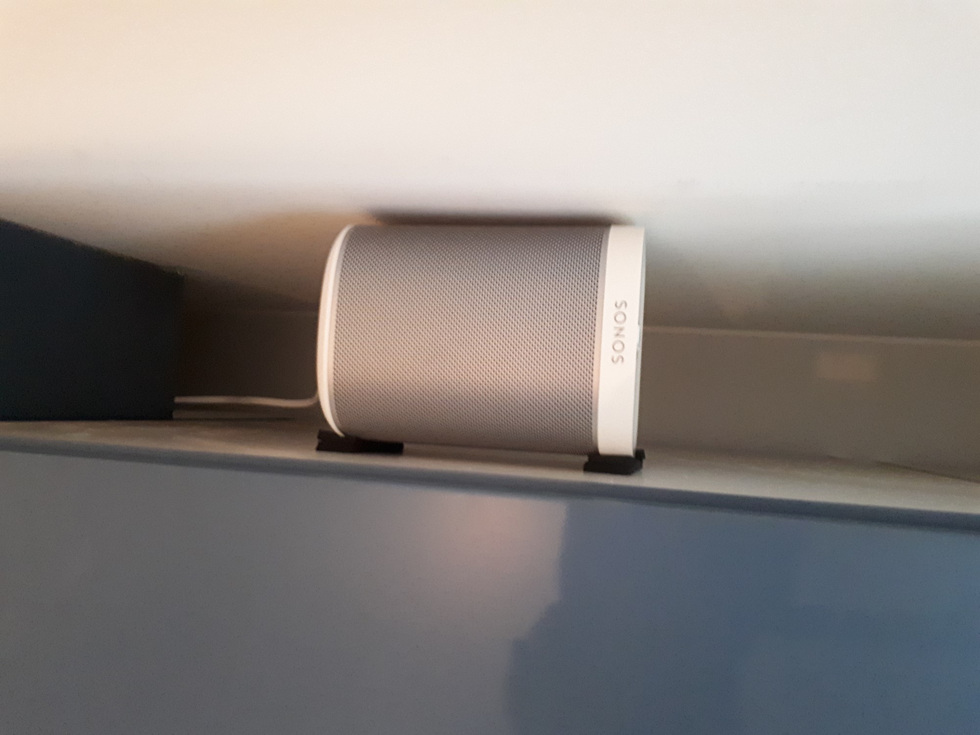 Sonos bak luftspalte til innebygget kjøleskap - 20180115_134538.jpg - Sean Angus