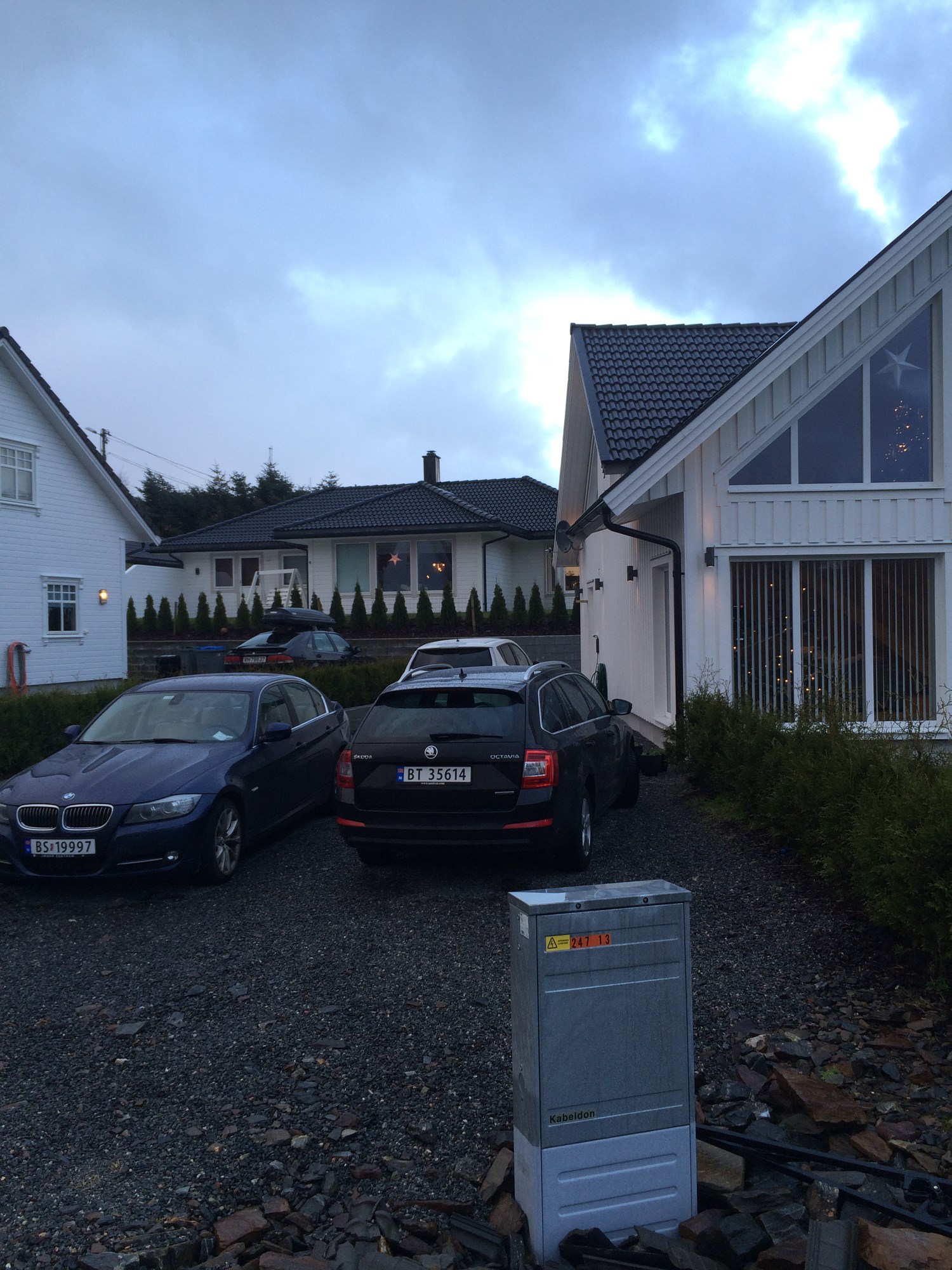 Skal bygge carport med begrenset plass, tips? - IMG_0468.JPG - fredsjo