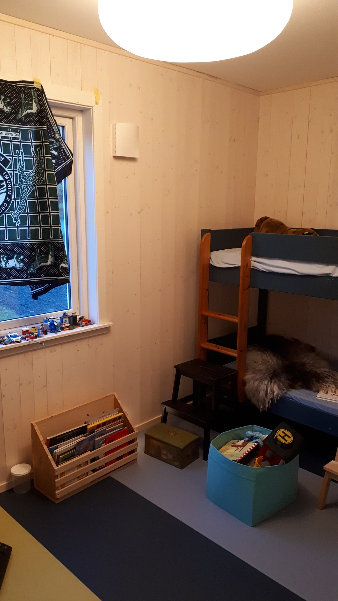 Oppgradering og oppussing av barnerom på 9 m2 - 20181001_072504.jpg - vifteovn