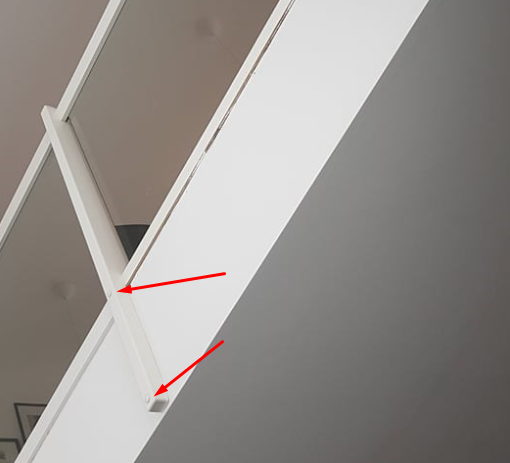 Tips til å få fjernet dette trapperekkverket? Hvordan pleier disse å monteres? - Screenshot_12.png - NyttHus08