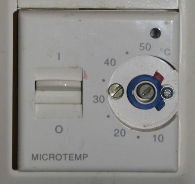 Anbefaling av termostat til varmekabler bad. (luftføler) - Termostat-bad.jpg - Holvik