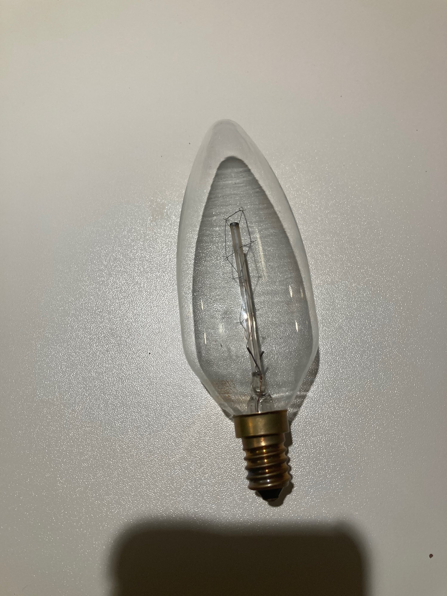 Gammel lampe som er seriekoblet - IMG_1704.jpeg - Sirimlud