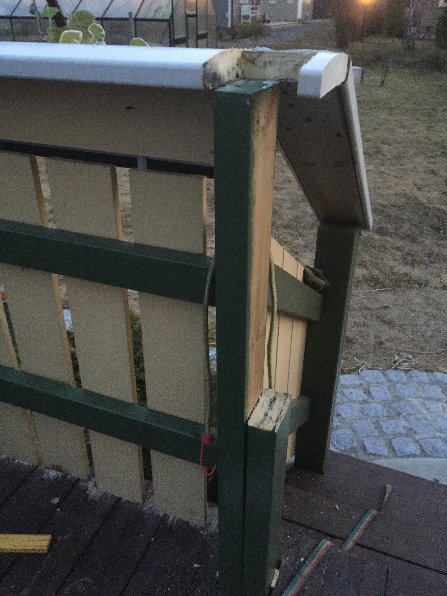 Miniprosjekt: Overbygg på veranda - 2018-05-02 21.48.22.jpg - frodes