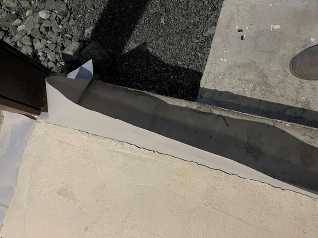 Tette kant mellom  støpt betong plate og ringmur - 85760CF8-7E30-4F7A-A2A9-8B58F8D56135.jpeg - kaktusflis