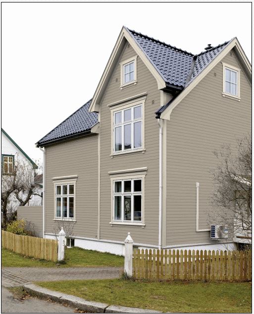 Ny farge på gamalt hus - ønsker forslag - svolvær.jpg - oblygre