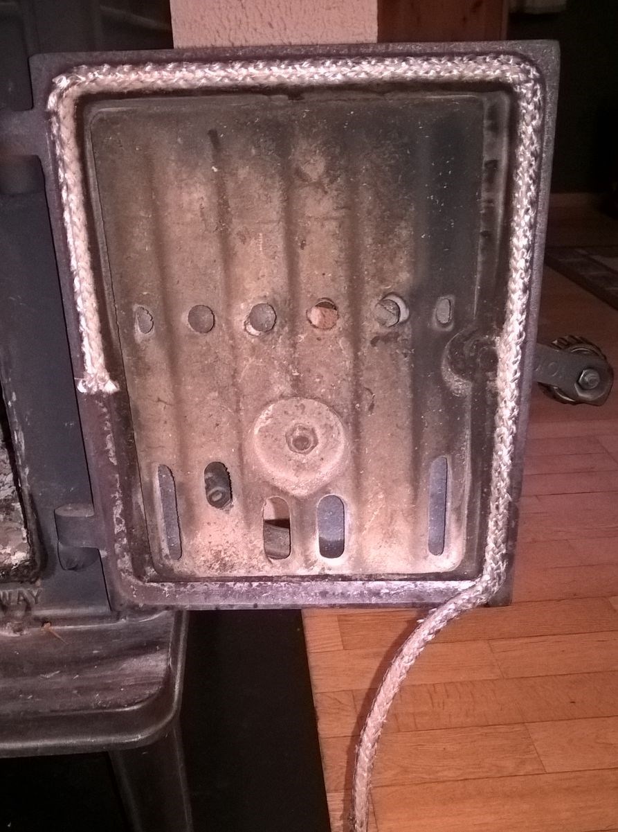 Pakning i luke: Jøtul vedovn - ovn01.jpg - Von Lock