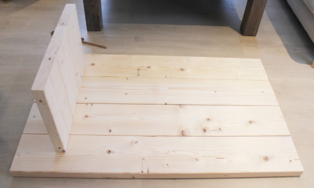DIY: Sofabord av plank - IMG_9006.JPG - Not4u2c